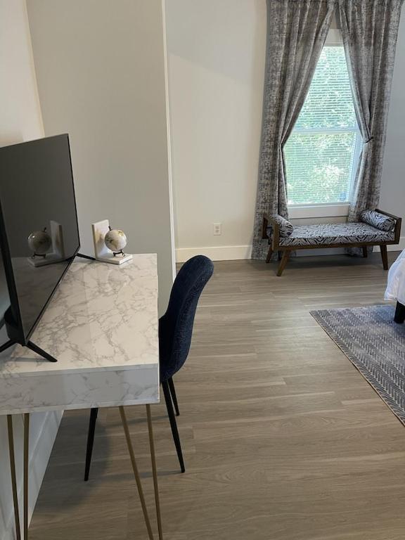 City Serenity-2Br Home Away From Home. 6 Min From Atl Airport أتلانتا المظهر الخارجي الصورة